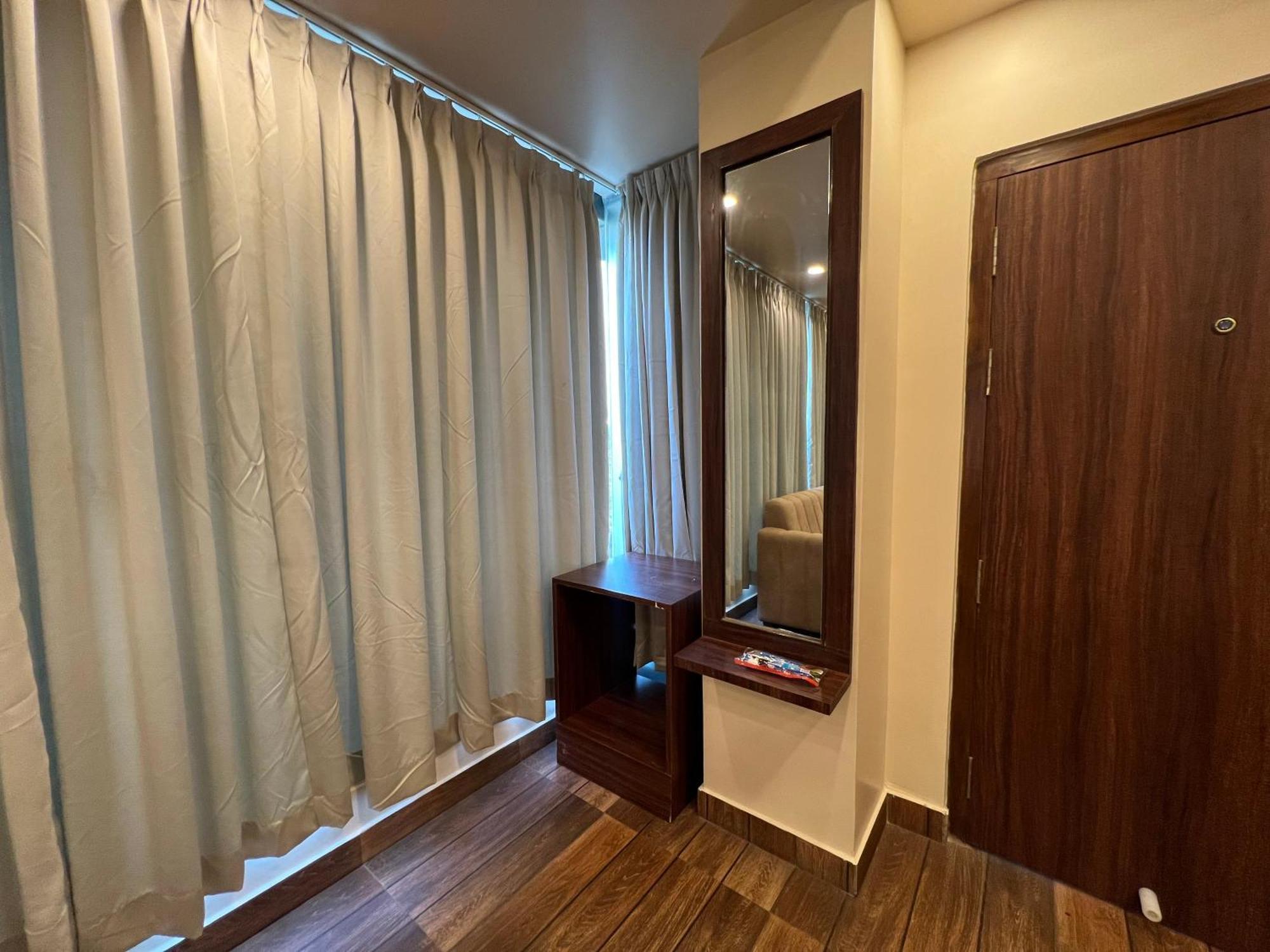 Grand Falcon Electronic City Kammasandra エクステリア 写真